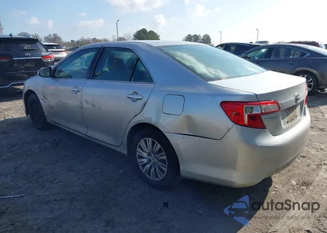 2013 Toyota Camry Le z USA, uszkodzony, nr VIN 4T1BF1FK5DU294575